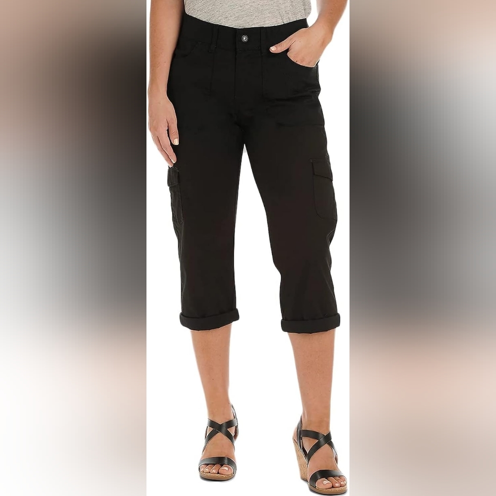 Lee Relaxed Fit Midrise Capris Size 18W NWOT